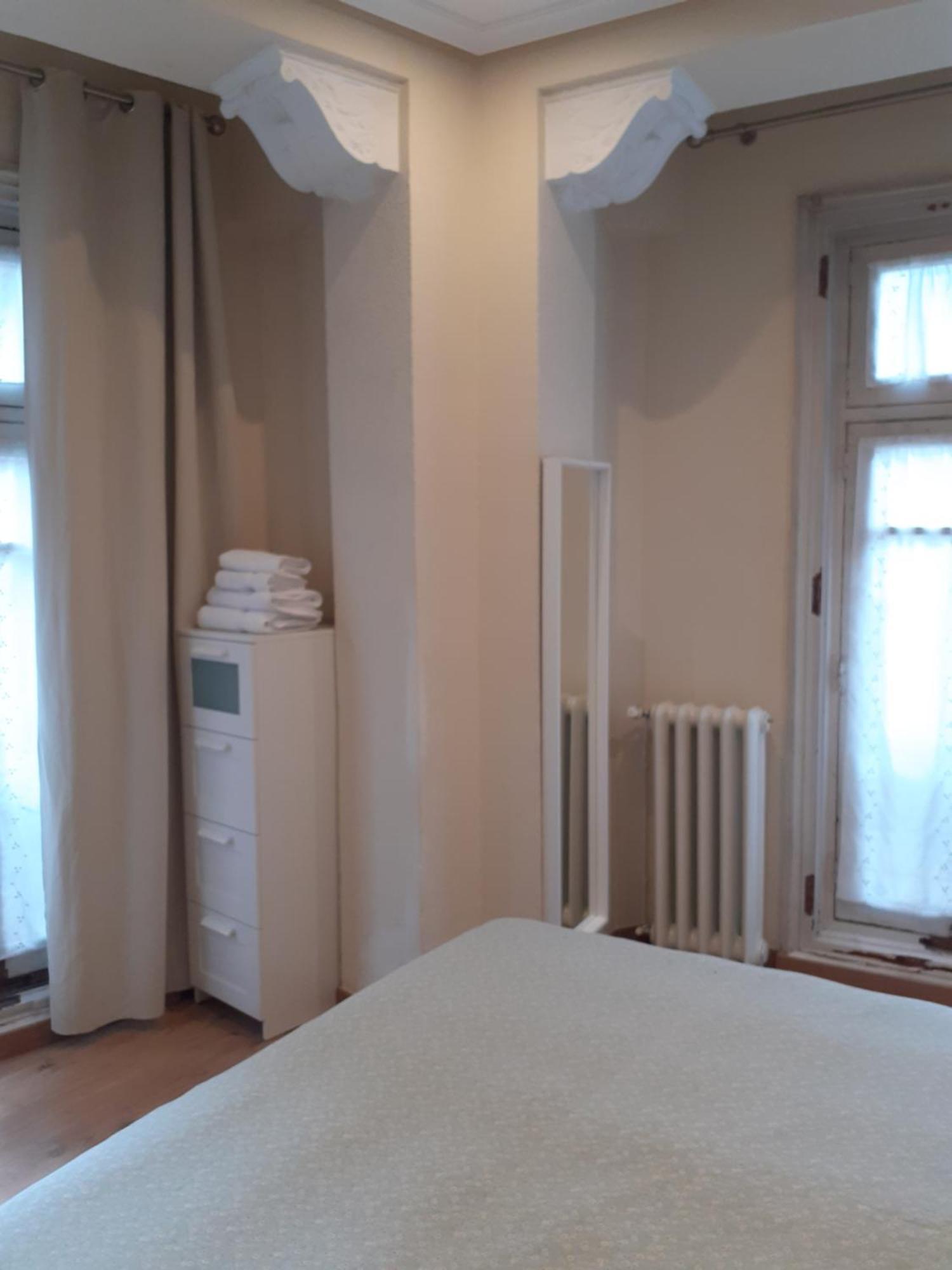 Uria 25 Rooms Oviedo Eksteriør billede