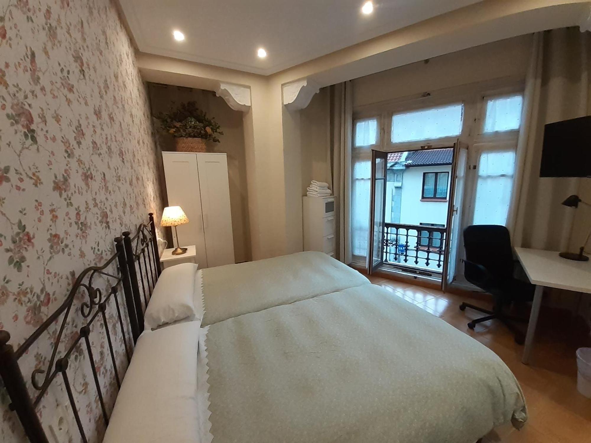 Uria 25 Rooms Oviedo Eksteriør billede