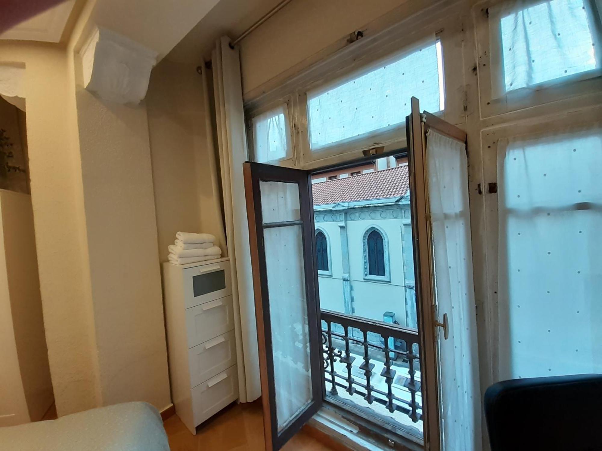 Uria 25 Rooms Oviedo Eksteriør billede