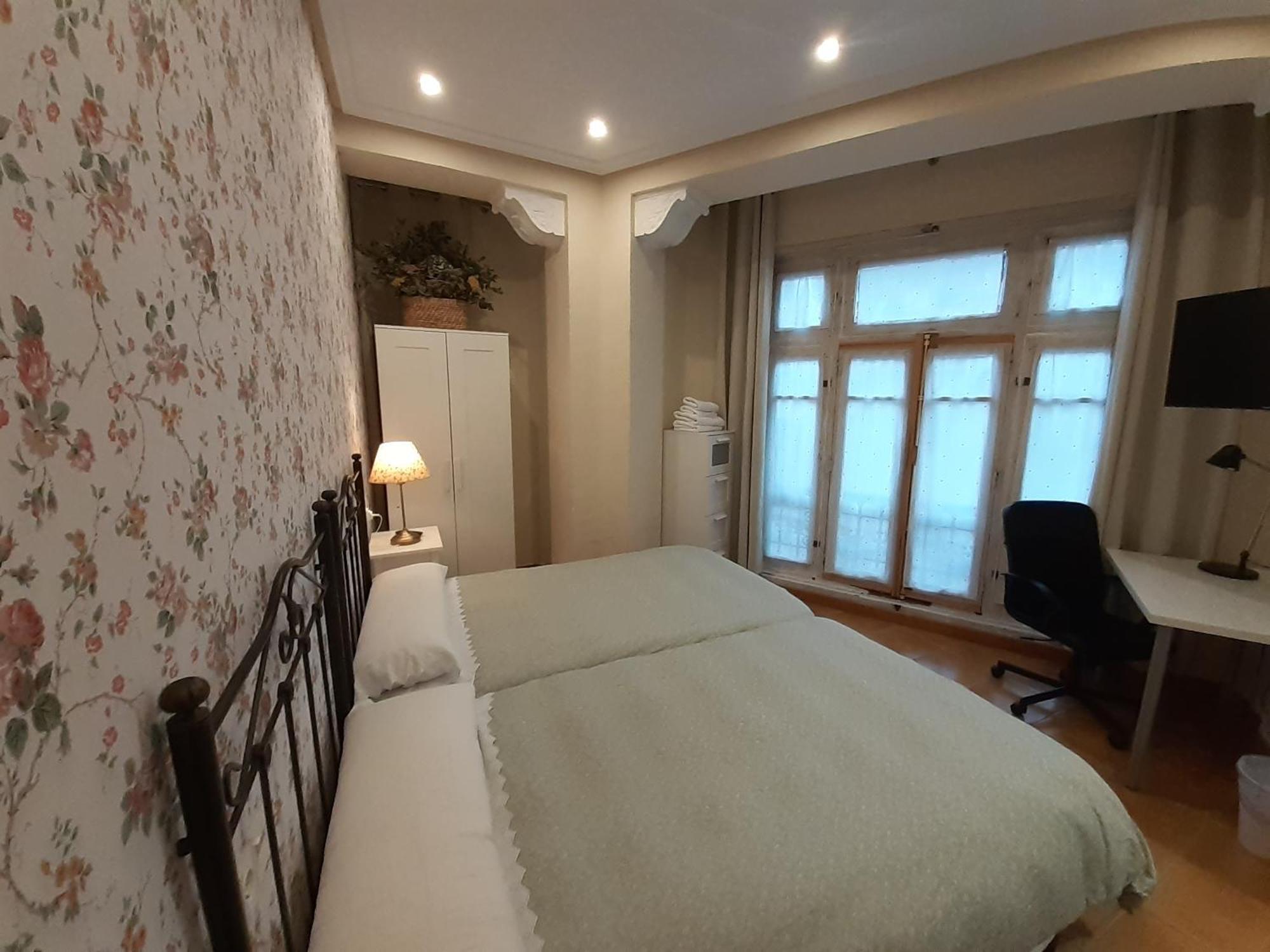 Uria 25 Rooms Oviedo Eksteriør billede